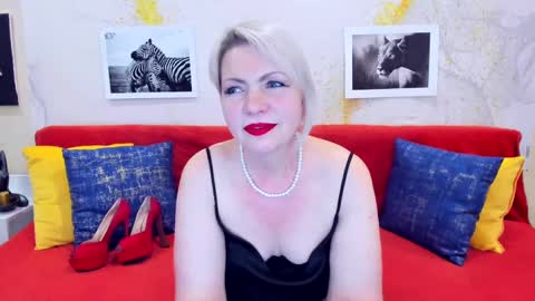 Snapshot of beatifullhellenx chatting on March 2025 06:59:02 PM BeatifullHellen online show from March 2025 06:59:02 PM
