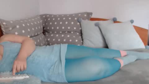 Snapshot of beatrice26 chatting on April 2026 12:43:01 PM beatrice26 online show from April 2026 12:43:01 PM