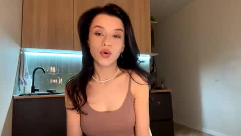 Katie online show from November 2025 02:19:02 PM