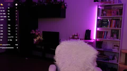 Bzzz Bea online show from March 2025 02:04:01 AM