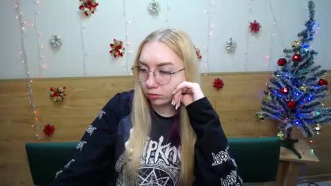 BeatriceFlyy online show from January 2025 06:10:01 AM