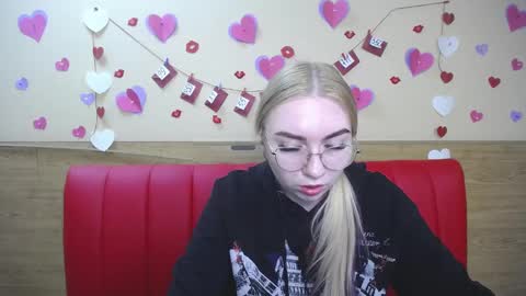 BeatriceFlyy online show from March 2025 10:45:01 AM