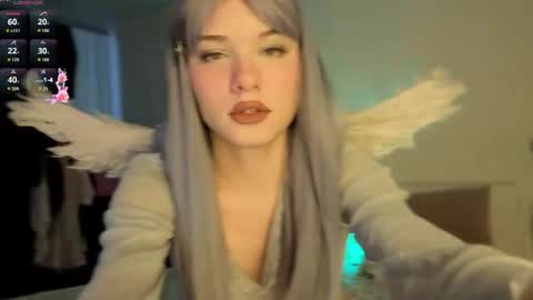 Snapshot of beatricemoonlight chatting on May 2026 09:04:02 AM My name is Beatrice Like my broadcast pls 3 online show from May 2026 09:04:02 AM