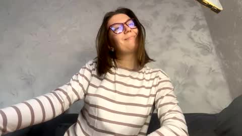 BeatriceTender online show from November 2025 10:54:01 AM