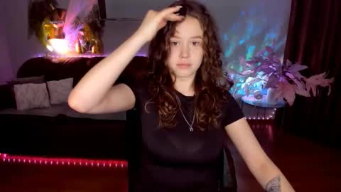 Snapshot of beatricewild chatting on May 2026 11:07:02 AM BeatriceWild online show from May 2026 11:07:02 AM