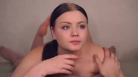 Snapshot of beatris_mils chatting on February 2025 09:20:02 PM Beatrice online show from February 2025 09:20:02 PM