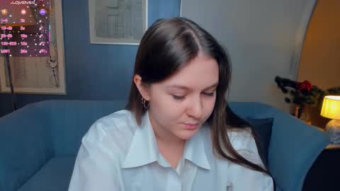 Beatrix or Triss3 online show from October 2025 07:52:02 AM