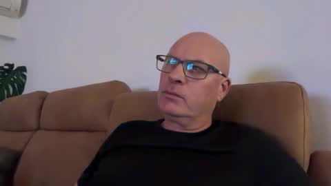 beatsboy87 online show from July 2026 12:37:01 PM