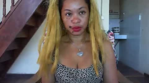 Snapshot of beaute_choco chatting on April 2026 06:18:01 AM Eva online show from April 2026 06:18:01 AM