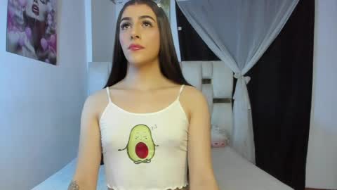 Snapshot of beautiful_doll888 chatting on April 2026 02:45:02 AM Valeria online show from April 2026 02:45:02 AM