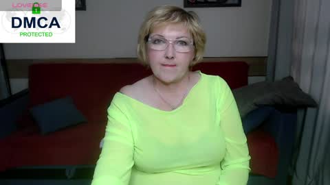 Snapshot of beautiful_lina7 chatting on April 2026 10:49:02 AM your Lana online show from April 2026 10:49:02 AM