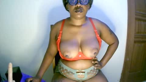 beautifulpeach2 online show from January 2025 03:40:02 AM