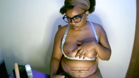 beautifulpeach2 online show from February 2025 12:29:01 AM