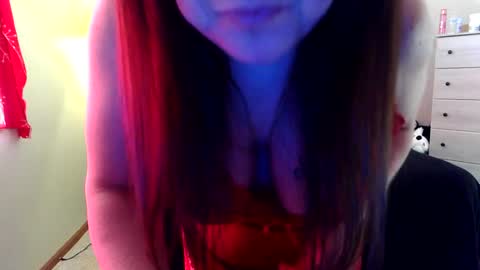 Snapshot of beautifulxxdisaster22 chatting on February 2026 07:08:01 PM kalysta online show from February 2026 07:08:01 PM