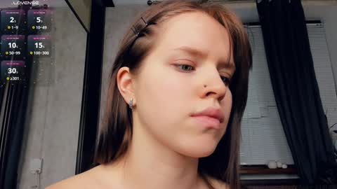 Snapshot of beauty_future chatting on January 2025 04:37:01 PM Nicole online show from January 2025 04:37:01 PM