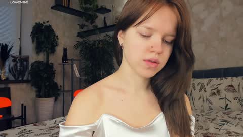 Snapshot of beauty_future chatting on February 2025 07:05:01 AM Nicole online show from February 2025 07:05:01 AM