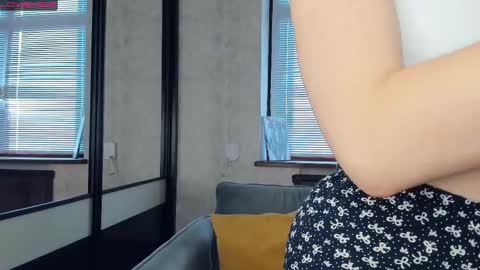 Snapshot of beauty_future chatting on February 2025 12:37:02 PM Nicole online show from February 2025 12:37:02 PM