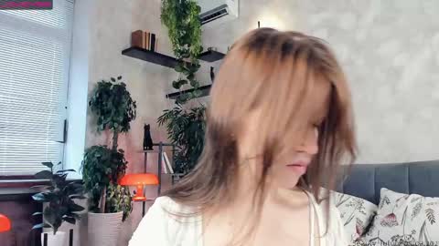 Snapshot of beauty_future chatting on March 2025 07:16:01 AM Nicole online show from March 2025 07:16:01 AM