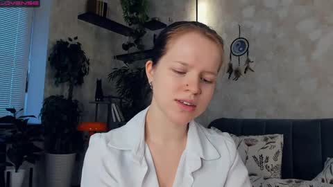 Snapshot of beauty_future chatting on March 2025 06:43:01 AM Nicole online show from March 2025 06:43:01 AM