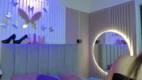 Chantall online show from February 2026 03:44:02 AM