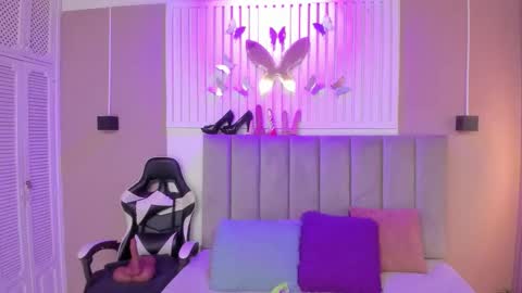 Chantall online show from February 2026 03:26:01 AM