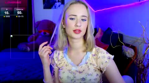 Snapshot of beauty_sashaxx chatting on October 2025 07:02:01 PM beauty Sasha online show from October 2025 07:02:01 PM