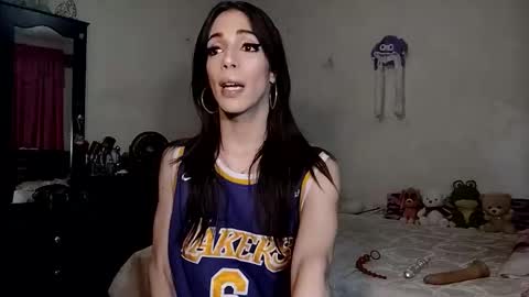 Snapshot of beautyqueen__ chatting on January 2026 06:50:02 AM BeautyMaffe online show from January 2026 06:50:02 AM