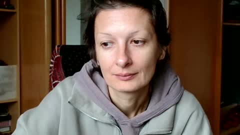 Raluca online show from November 2025 08:46:02 AM