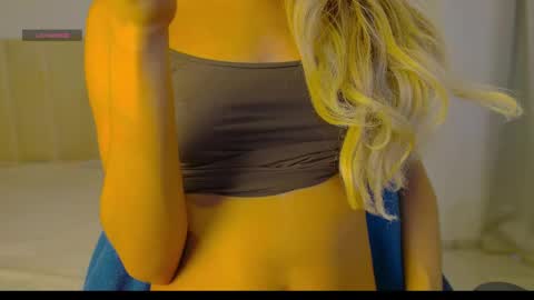 Snapshot of bebe_sua chatting on April 2026 03:26:02 AM Jennifer online show from April 2026 03:26:02 AM