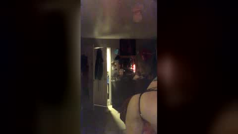 bebes85 online show from April 2026 01:14:02 PM