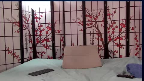 Snapshot of beccadelux chatting on February 2025 12:46:01 AM BeccaDelux online show from February 2025 12:46:01 AM