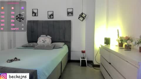 Marzhie online show from October 2025 02:38:01 PM