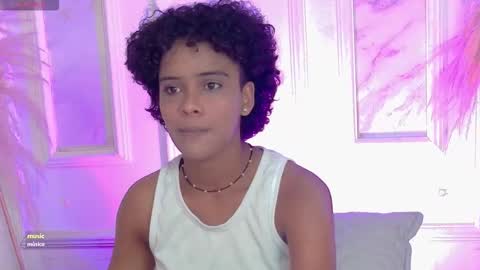 Snapshot of beckablue chatting on February 2026 01:11:02 PM Beecckkkaaa online show from February 2026 01:11:02 PM