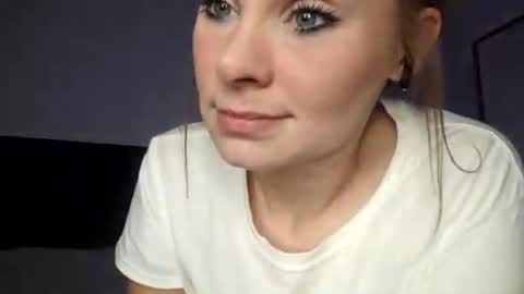 Snapshot of becky2994 chatting on March 2026 08:28:01 AM BECKY BOO online show from March 2026 08:28:01 AM