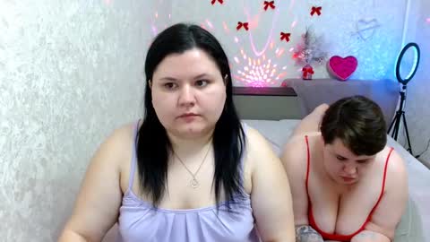 BeckyAndEllen online show from February 2025 10:15:01 PM