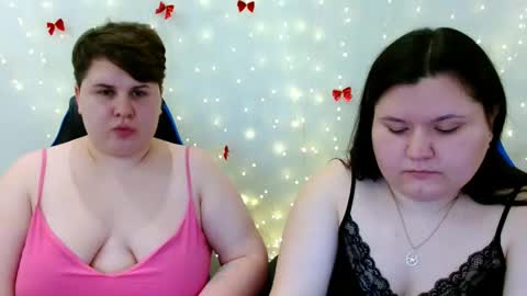 Snapshot of beckyandellen chatting on January 2026 03:17:01 PM BeckyAndEllen online show from January 2026 03:17:01 PM