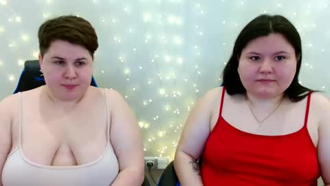 Snapshot of beckyandellen chatting on February 2026 10:34:02 AM BeckyAndEllen online show from February 2026 10:34:02 AM
