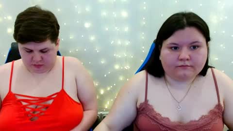 Snapshot of beckyandellen chatting on March 2026 10:31:01 AM BeckyAndEllen online show from March 2026 10:31:01 AM