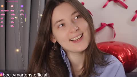 Snapshot of beckymartens chatting on February 2026 04:19:02 AM BeckyMartens come join me on while im offline here online show from February 2026 04:19:02 AM