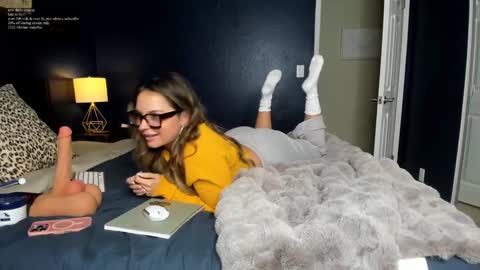 all links here  online show from October 2025 05:19:01 PM