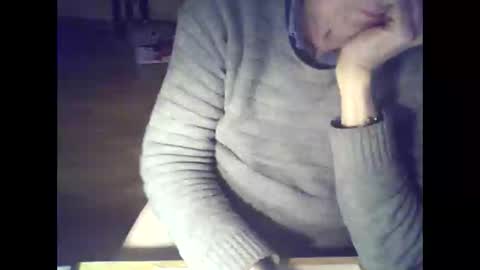 Snapshot of bekklove1 chatting on February 2025 05:07:01 PM bekklove1 online show from February 2025 05:07:01 PM