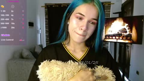   online show from January 2025 04:15:01 PM