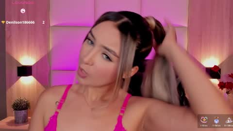 Snapshot of bella1207 chatting on November 2025 07:46:02 PM Bella cam online show from November 2025 07:46:02 PM