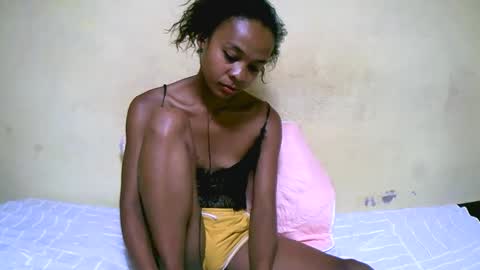 bella193999 online show from December 2024 06:23:02 PM