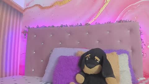 Melanie  online show from January 2026 10:41:02 AM