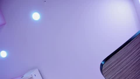 isabella online show from December 2024 11:29:01 PM