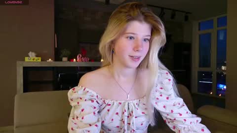 Bella online show from March 2025 04:35:02 PM