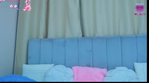 Snapshot of bella_barby chatting on October 2025 06:43:01 AM Bella online show from October 2025 06:43:01 AM