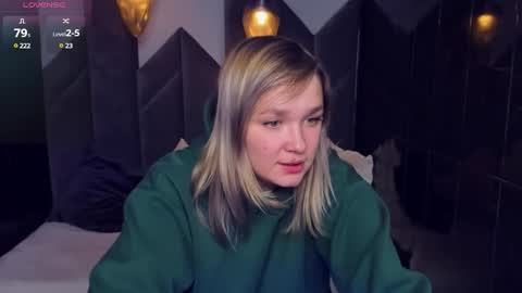 Bella online show from February 2025 12:50:02 PM