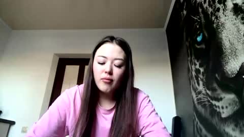 Snapshot of bella_dolletares chatting on April 2026 01:25:02 AM Hanna here Welcome online show from April 2026 01:25:02 AM